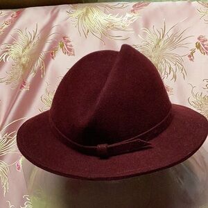 Womens vintage Importina hat